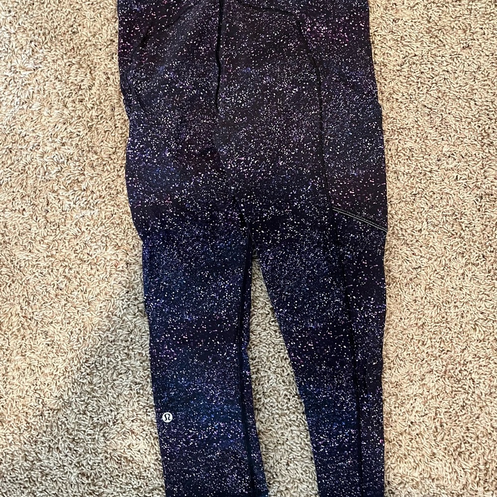 Lululemon Speed Up Crop 21"
Crystalline Multi - Picture 3 of 7